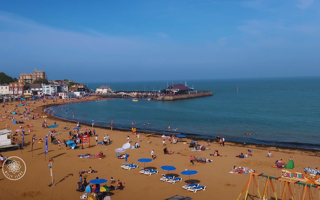 BEACH TRIP – VIKING BAY, BROADSTAIRS